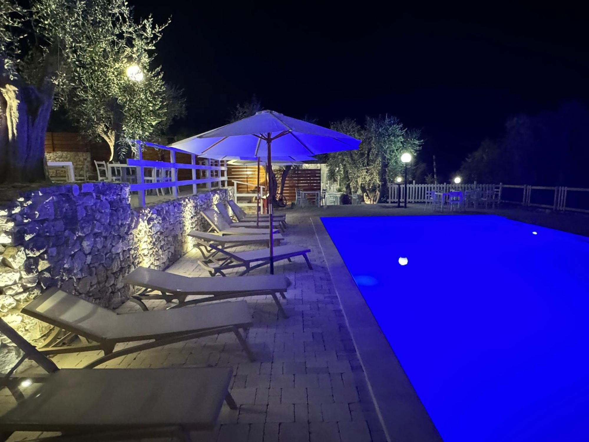 Village Valle D'Oro Aparthotel Сан-Менайо Экстерьер фото