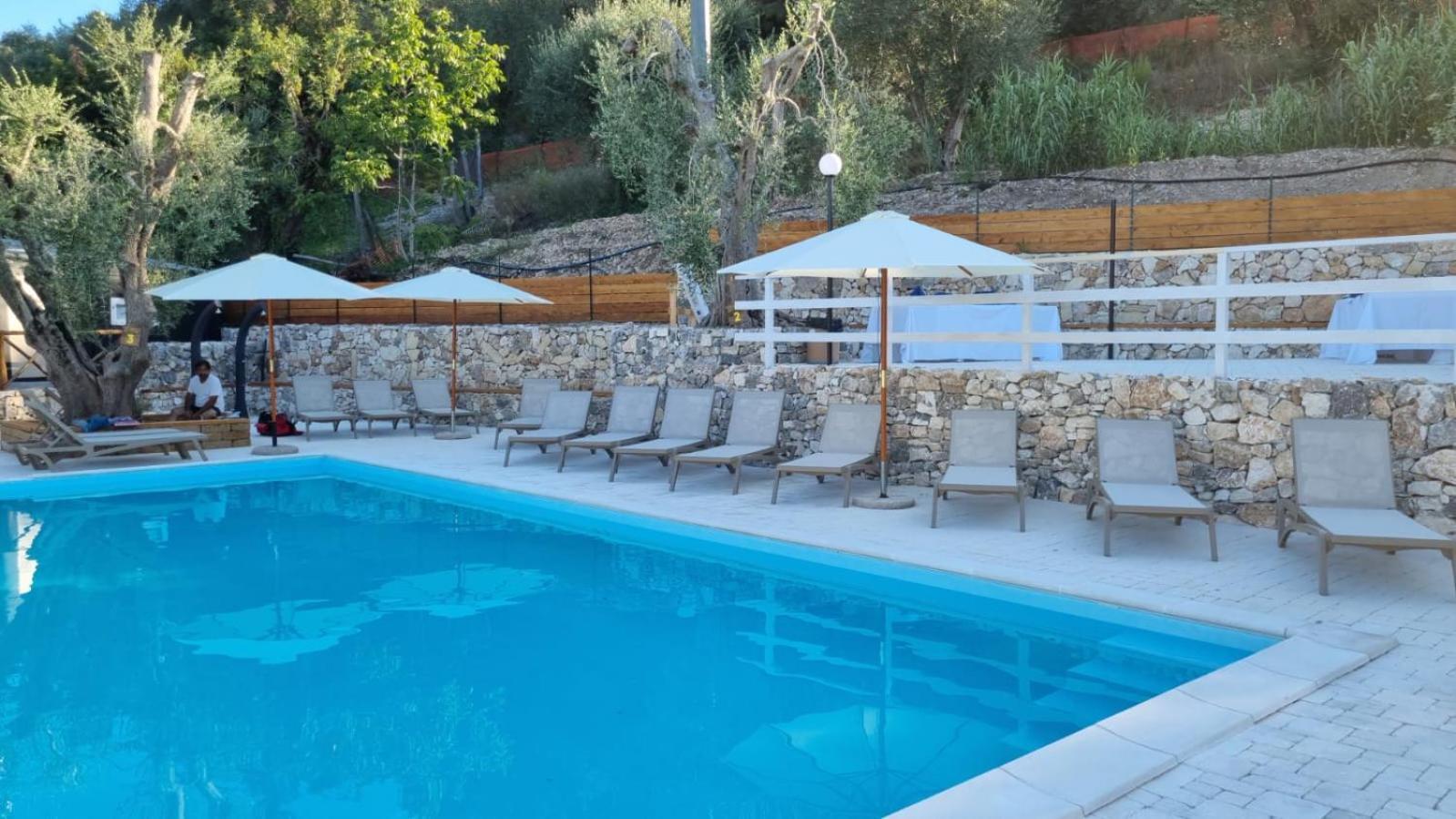 Village Valle D'Oro Aparthotel Сан-Менайо Экстерьер фото