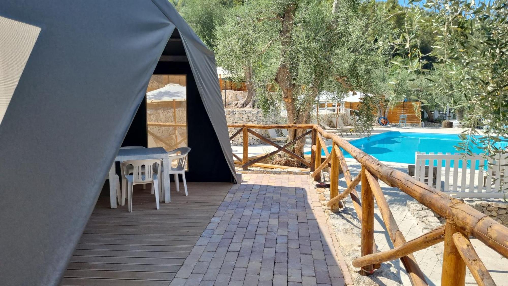 Village Valle D'Oro Aparthotel Сан-Менайо Экстерьер фото